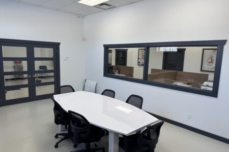 Espace de bureau industriel